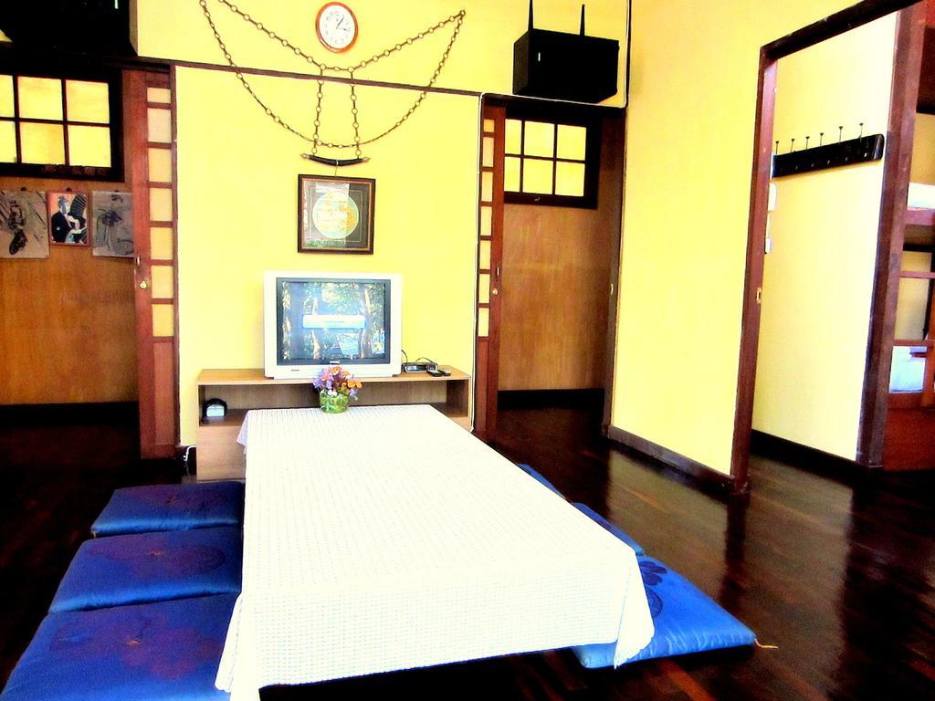 Golden Teak Homestay Mae Rim Zewnętrze zdjęcie