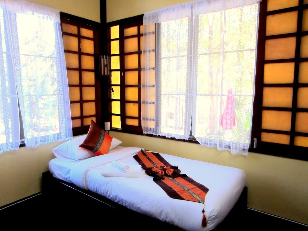Golden Teak Homestay Mae Rim Zewnętrze zdjęcie
