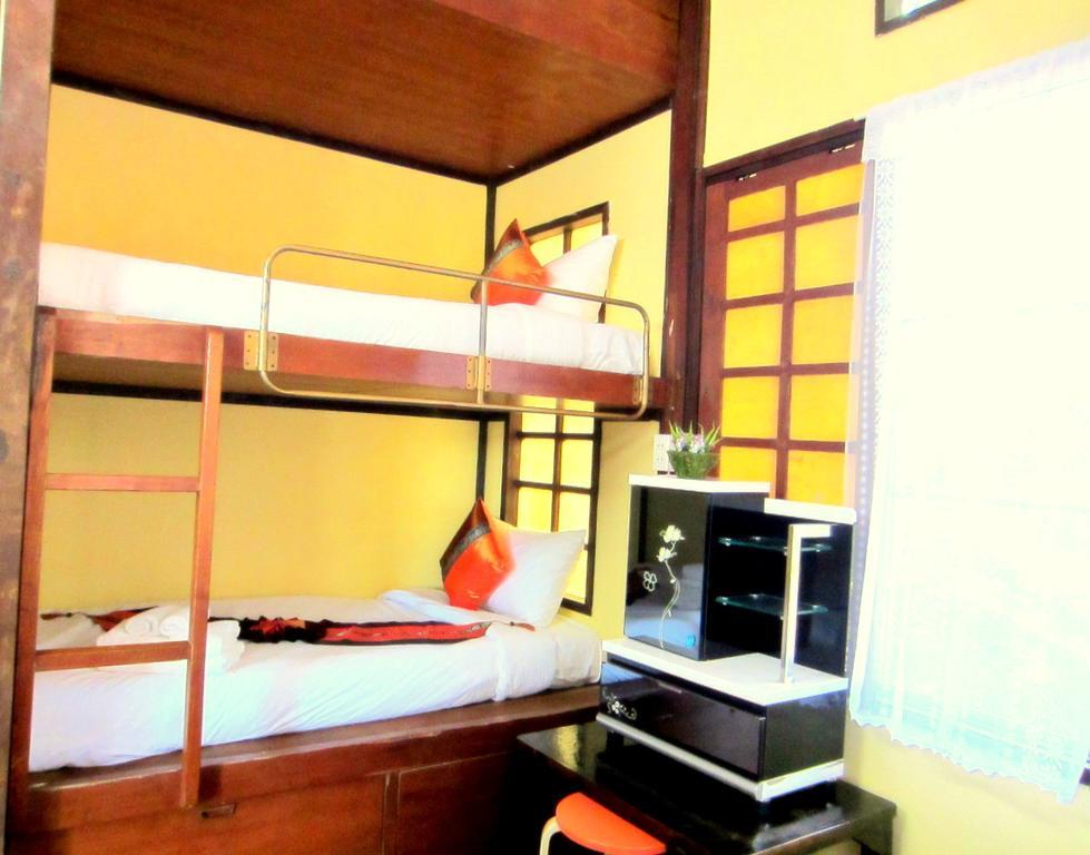 Golden Teak Homestay Mae Rim Zewnętrze zdjęcie