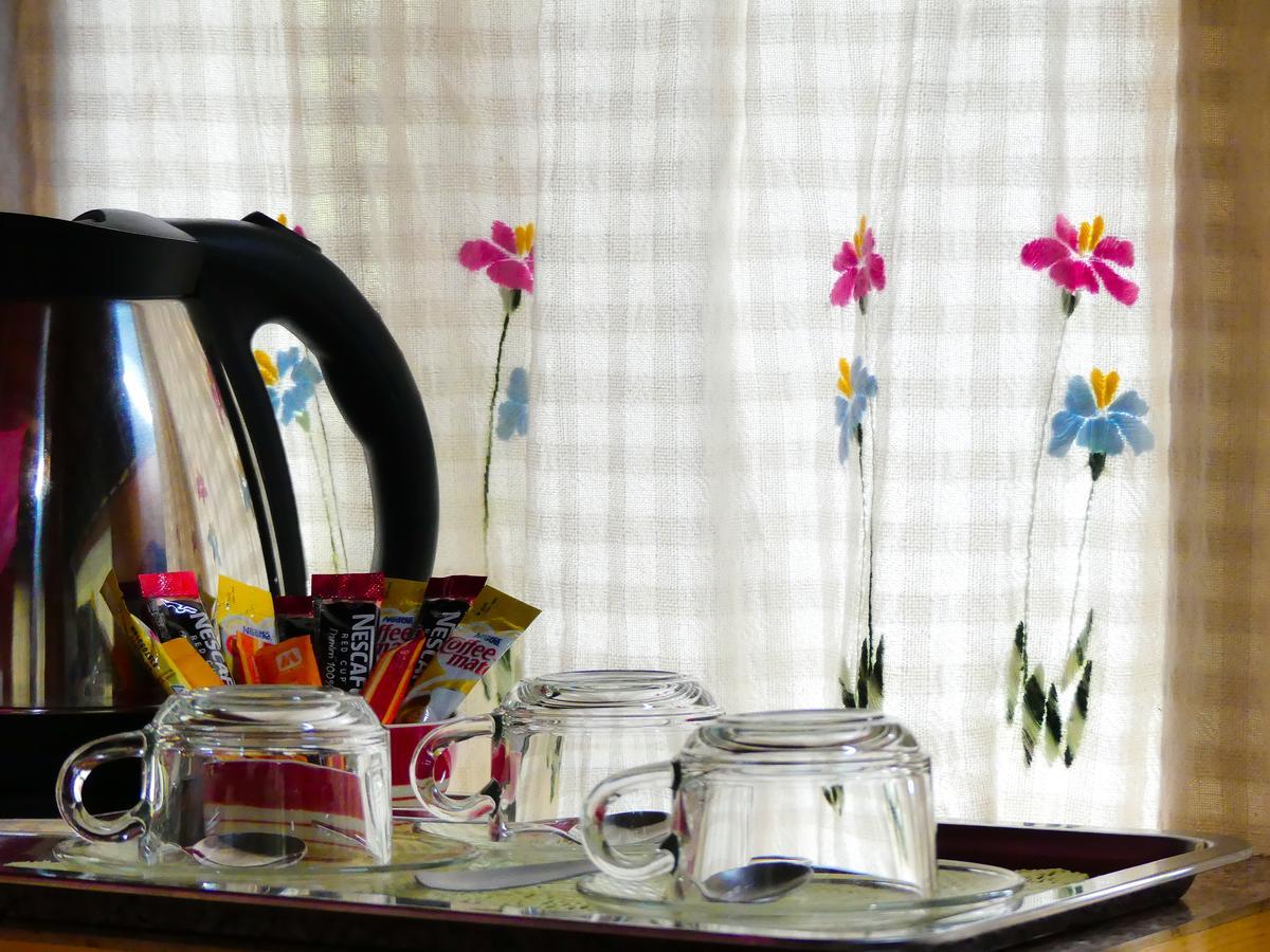 Golden Teak Homestay Mae Rim Zewnętrze zdjęcie
