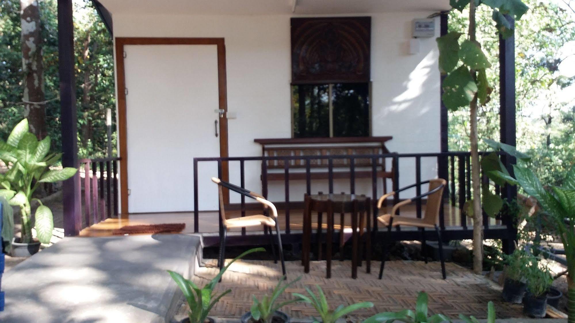 Golden Teak Homestay Mae Rim Zewnętrze zdjęcie